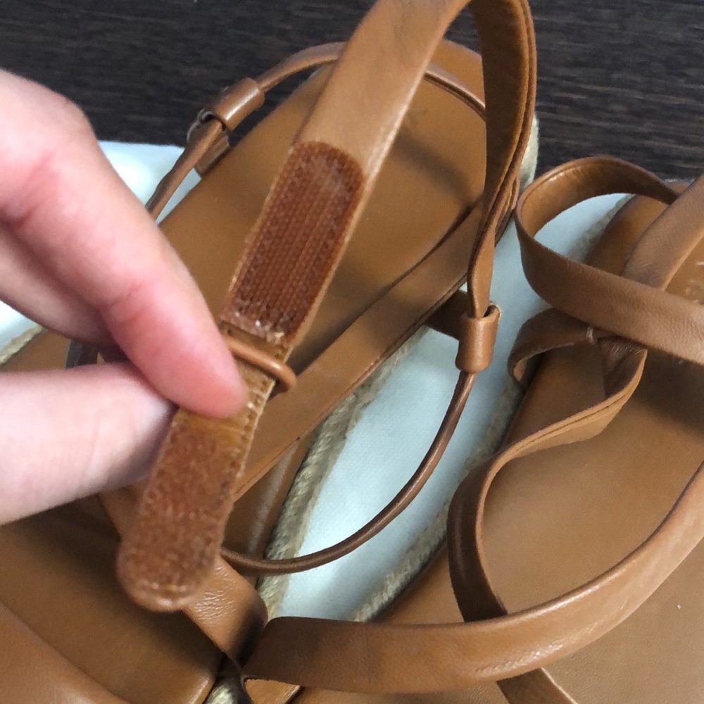 Vince Sandals. - Picture 10 of 10